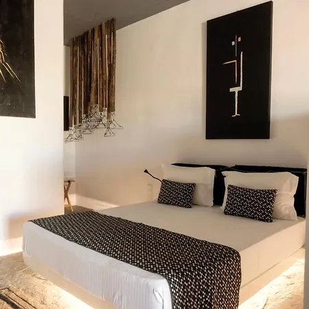 Mykonos Dot Art Homes אנו מרה