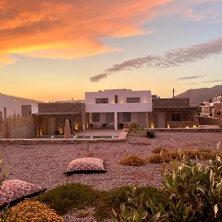 Mykonos Dot Art Homes אנו מרה